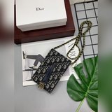 品牌 DIOR貨號 678顔色 藍色 尺寸17*11*3采用專櫃面料，搭配小羊皮