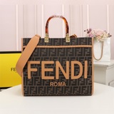 Sunshine布料手提袋，印有棕色FF提花圖案和淺棕色皮革FENDI ROMA