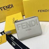 品牌：Fendi 2608顔色：  黑色 杏色 土黃 尺寸： 11.5*2*