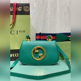 全新Gucci Blondie系列手袋不僅擁有獨特的靈動氣質，也兼具了創作總監亞