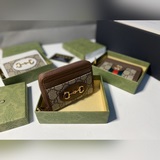 品牌：GUCCl 195501顔色： 棕色 白色 尺寸： 11.5*8.5*