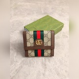 官網同步新款！Ophidia系列～短款錢夾，采用GG Supreme高級PVC面