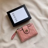 品牌：gucci 704顔色：黑色 粉色  尺寸： 12*9*1.5說明：