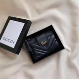 品牌：gucci 703顔色：黑色 粉色  尺寸： 12*9*1.5說明：