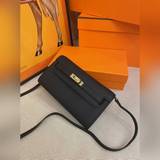 kelly 凱莉 .TO GO WOC單肩斜挎包 20.5cm 經典黑 EPS
