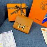 【hermes 原版】女士短款錢包，内有多個插卡位，一個拉鍊袋專櫃對版複刻，