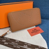hermès 原單togo牛皮愛馬仕法國原産 男女通用錢夾12個卡位，兩個大