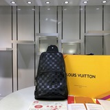 高清實物拍攝【louis vuitton】全新男士胸包，單肩雙用款！  此款da