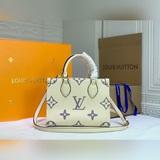 m45659 黑色/米白色 onthego 小號 tote 包向 1968 年的