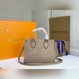 m45659 黑色/米白色 onthego 小號 tote 包向 1968 年的