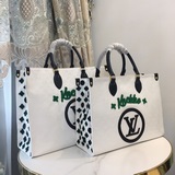 m20815，m20816本款 onthego 手袋取材 刺繡 提花織物和皮革飾
