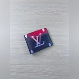 N60895由經典Damier Ebene帆布裁制而成的極為緊緻小巧的造型  兼