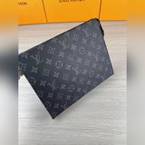 m47542黑花26號盥洗袋 m43614 、潇灑出行的良伴，此款盥洗袋由标志性