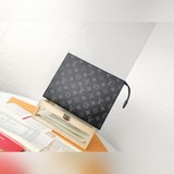 頂級原版m47542黑花 26號盥洗袋 m43614 、潇灑出行的良伴，此款盥洗