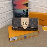 款號：m63220lv經典老花女士長款錢包   尺寸：20cm 很時尚大氣的一款