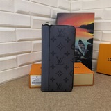 m30841新款灰色拼節，男士拉鍊包 這款 zippy wallet verti