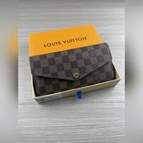 款號：60531顔色：老格 尺寸：19x10x2内面配色 這款信封式錢夾以