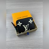 款號：69787顔色：黑色 尺寸：11x8.5x2取材 monogram