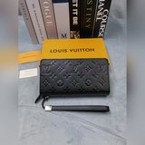 lv m81326 尺寸： 22*10*3.5lv專櫃最新款式火爆登場！清爽