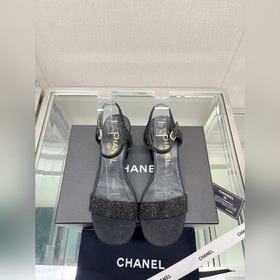 Chanel 23Ss小香燙鑽面珍珠粗跟涼拖鞋燙鑽面是那夜空中最美的星星 照亮