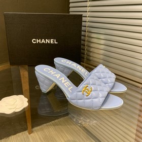 Chanel 2023早夏新款拖鞋，各大時尚博主和明星同款，簡直太美了吧！鞋面進