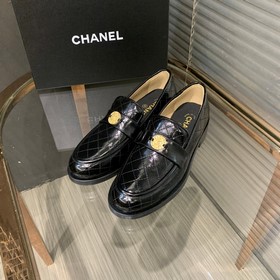 CHANEL 小香家最新款 修腳型款 非常舒适！爆推薦款！日常和工作都可以駕馭