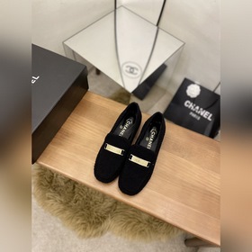 Chanel小香百搭款2023新款 樂福鞋代購版本 醜萌醜萌的的毛孩子來了做工精