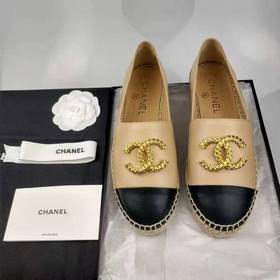 CHANEL香奈兒專櫃同步新款漁夫鞋原版開發金屬扣，正品工藝，粒面羊皮，手工折