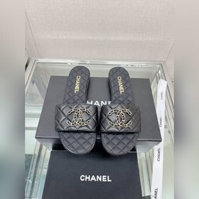 香奈兒23Ss小香新款Chanel 菱格鍊條雙C扣平底拖鞋穿不膩的百搭涼拖 超