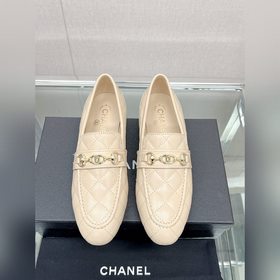 香奈兒Chanel小香23Ss新款一字雙C扣樂福鞋/半拖鞋鞋面飾以經典菱格元素