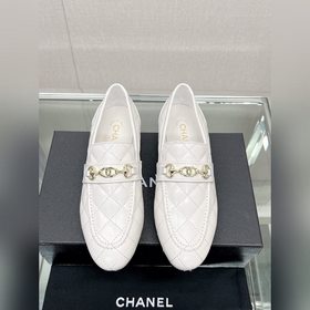 香奈兒Chanel小香23Ss新款一字雙C扣樂福鞋/半拖鞋鞋面飾以經典菱格元素