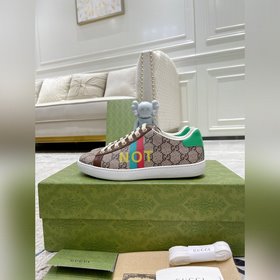 2023全面升級防僞車線配一雙鞋帶  Size：女碼34–40，男碼38-45