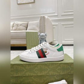 2023全面升級防僞車線配一雙鞋帶  Size：女碼34–40，男碼38-45