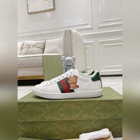 2023全面升級防僞車線配一雙鞋帶  Size：女碼34–40，男碼38-45
