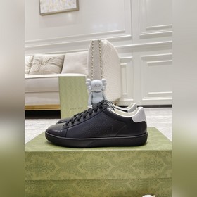 2023全面升級防僞車線配一雙鞋帶  Size：女碼34–40，男碼38-45