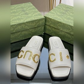 2023夏季新款Gucci 高品質拖鞋 品牌标識金字母扣露趾涼鞋 厚底沙灘拖鞋