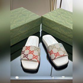 2023夏季新款Gucci 高品質拖鞋 5D立體雙GG刺繡露趾涼鞋 厚底沙灘拖鞋