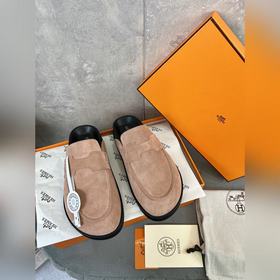 HERMES愛馬仕呆萌半拖。愛馬仕新款半拖鞋 高品質鞋面：進口牛反絨内裡：