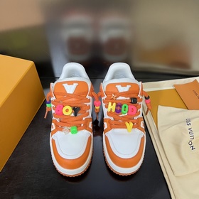 LOUIS VUITTON 路易威登 LV。頂級版本  情侶款L家SS23 秀