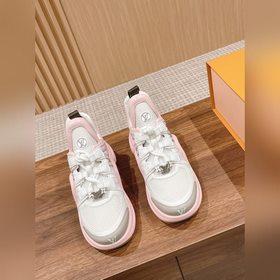 新色 LV Archlight系列新款老爹鞋 迪麗熱巴 鐘楚曦 宋妍霏都是老爹