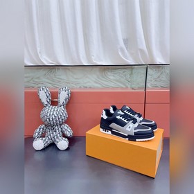 路易威登LVTRAINER 運動鞋Virgil Abloh 馬卡龍系列從複古