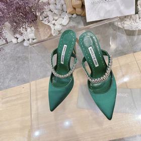 MANOLO BLAHNIK 9cmLUTARA”施華洛世奇水晶絲綢緞面穆勒鞋高