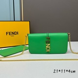 【配盒】2023官網最新春夏通勤鍊條包！蓋頭搭配高級全鋼定制FENDI五金扣高級