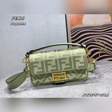 2023芬迪最新刺繡法棍包：這款芬迪Baguette法棍包肯定是今年夏天當下的時