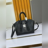 法國品G家！新款手提包經典的  GIVENCHY 紀梵希 MINI ANTIG