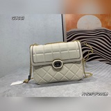 新品  gucci家新款斜挎包 原版牛皮打造包身縫紉工藝走線  全新鍊條設計