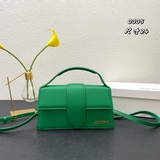 配盒子 Jacquemus*手提單肩包獨特的包身設計 加上手提時髦又可愛 高純