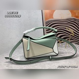 【大號金扣的】【配圖片禮盒】2023火遍全世界的熱銷款loewe/羅意威店主自留