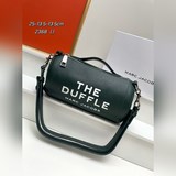 配盒子MJ真皮圓筒包、TheLeather圓筒手提旅行袋皮質、粒紋效果、正面