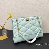 【2023春季新品】MK Serena大號菱格鉚釘绗縫壓紋單肩包手提女包，手感柔
